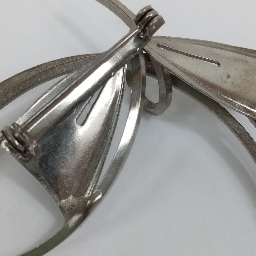 Vintage Bow Swirl Brushed Silver Tone Metal Brooch - Picture 7 of 7